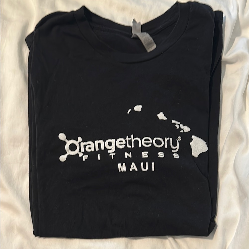 Orangetheory Maui Black T-Shirt NWOT